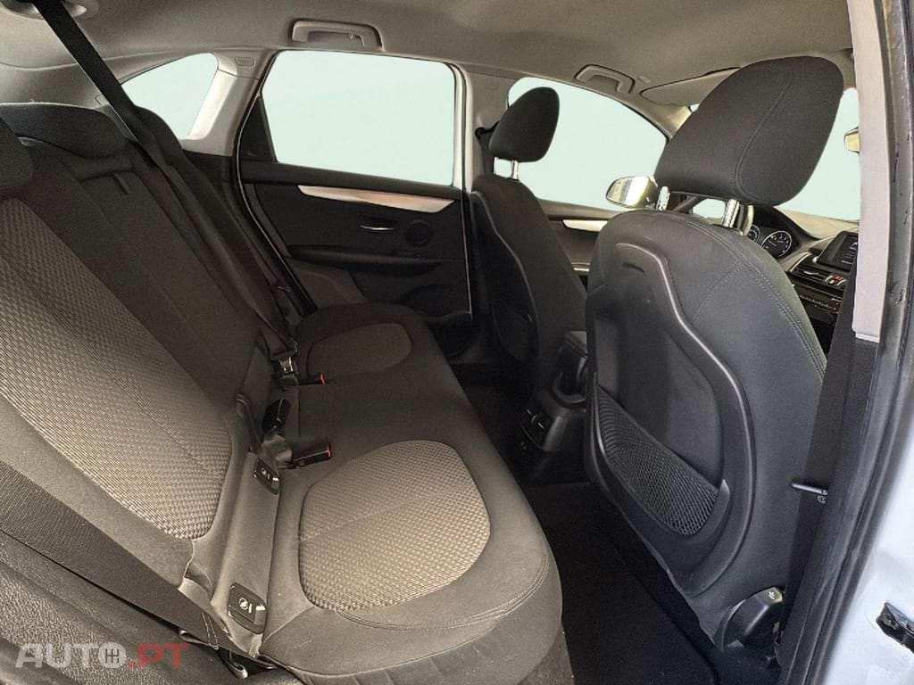 BMW 225 Advantage