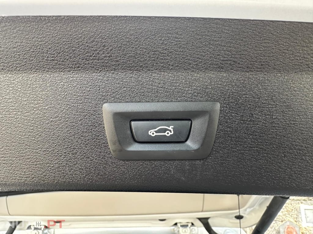 BMW X1 16 d sDrive Advantage