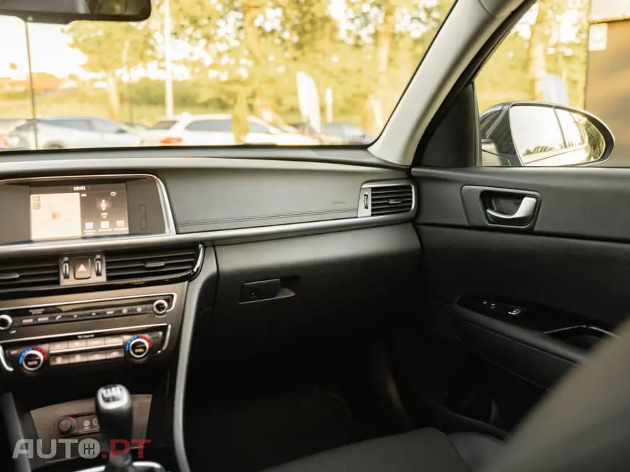 Kia Optima 1.7 CRDi Fleet