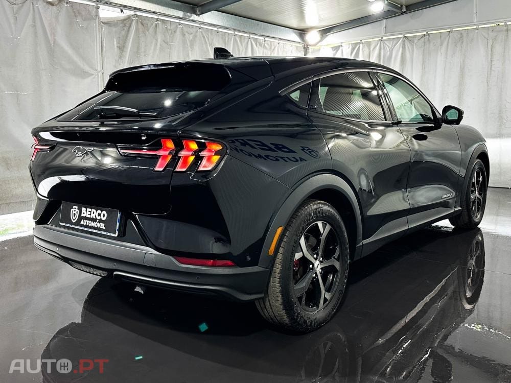 Ford Mustang Mach-E Extended Range