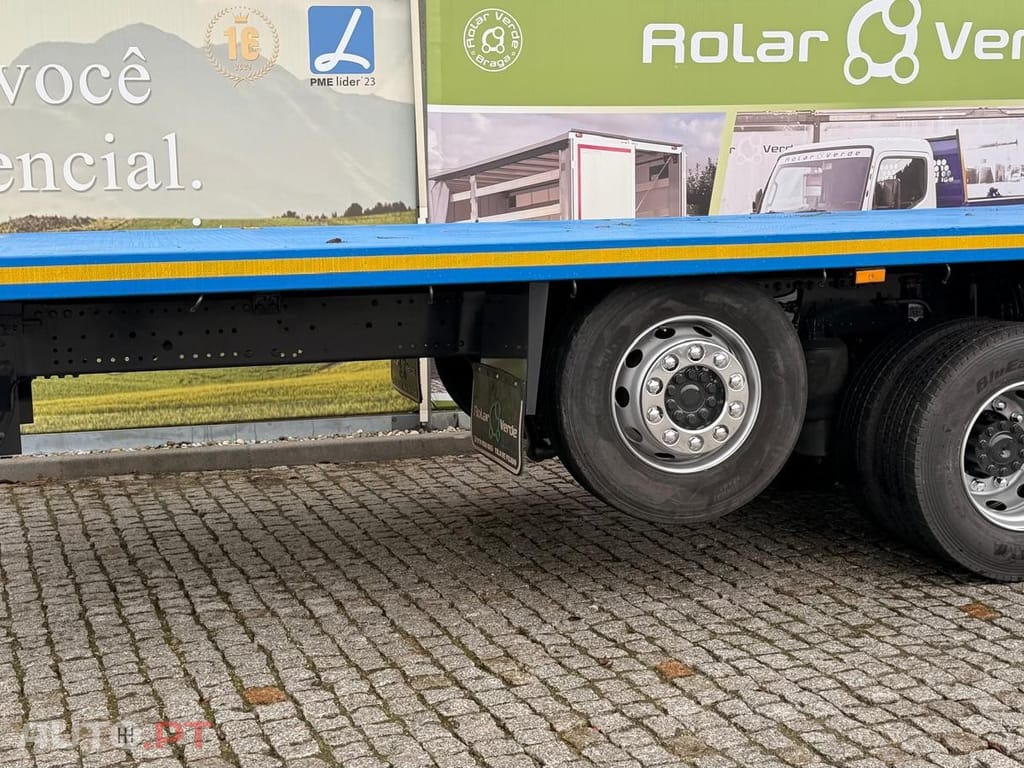 Mercedes-Benz 280 ESTRADO DE 8700 mm