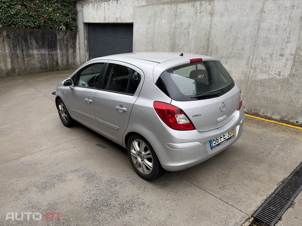 Opel Corsa 1.3 CDTi Cosmo
