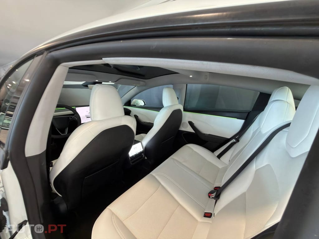 Tesla Model 3 Tração Traseira Premium