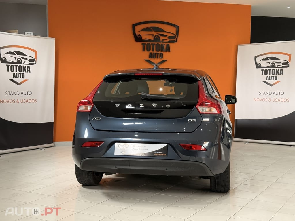 Volvo V40 2.0 D2 Momentum