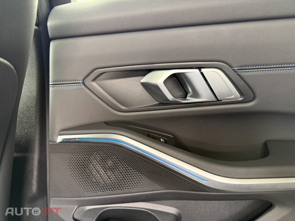 BMW 320 PACK M