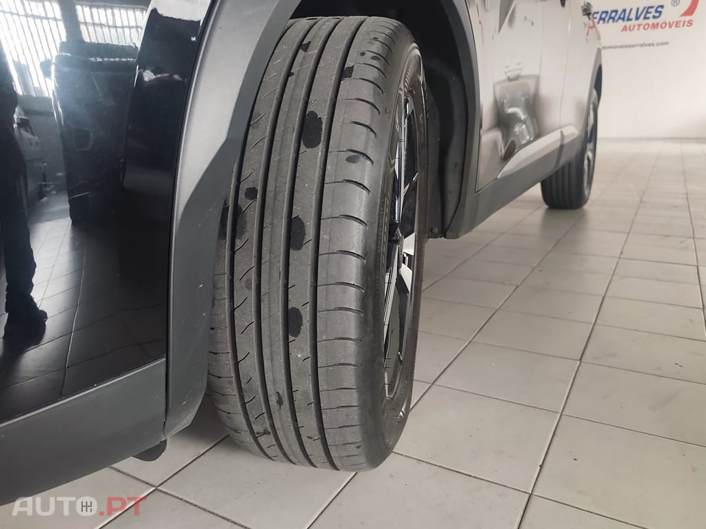 Peugeot 2008 1.2 PureTech Allure Pack