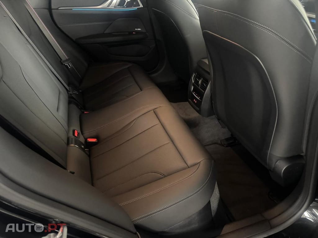 BMW i4 eDrive40 Edição Desportiva M