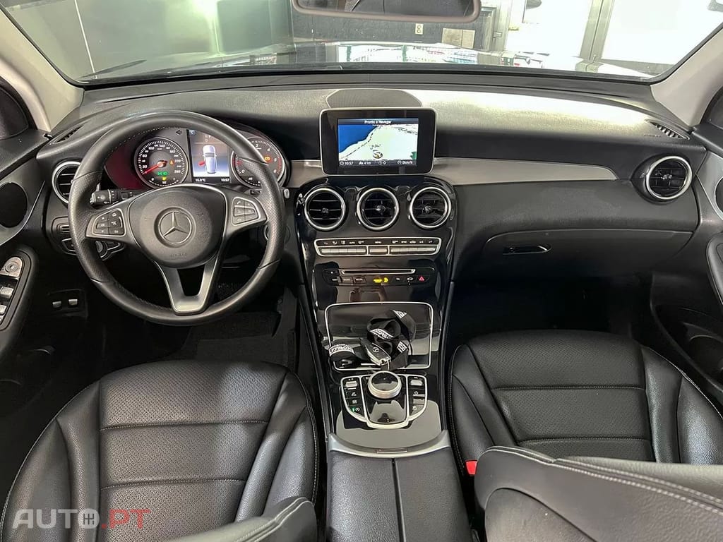 Mercedes-Benz GLC 220 D 4MATIC 9GTRONIC