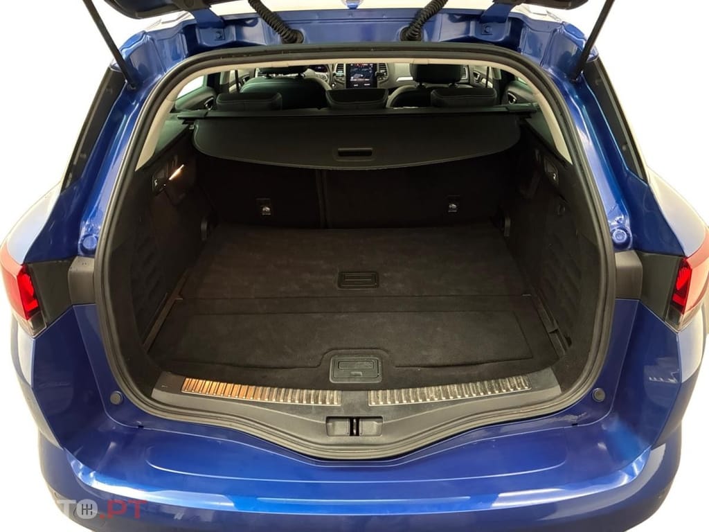 Renault Mégane Sport Tourer 1.5 Blue dCi Intens EDC