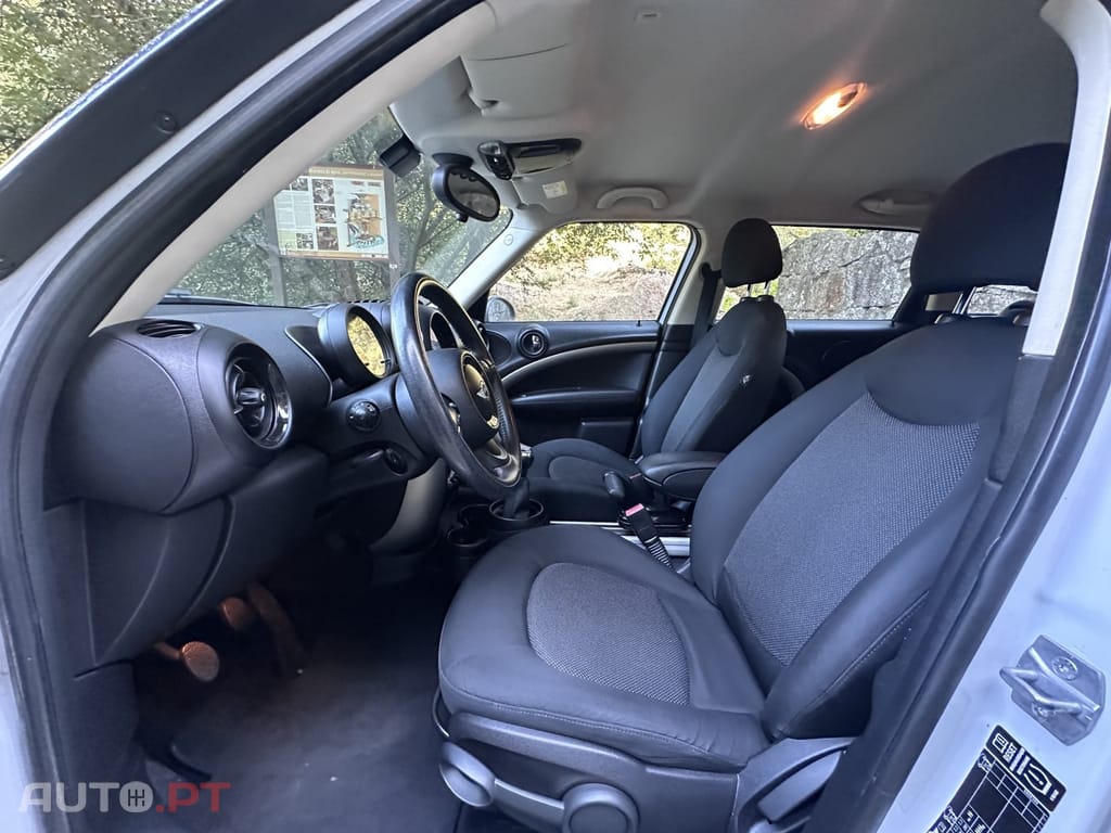 MINI Countryman One D
