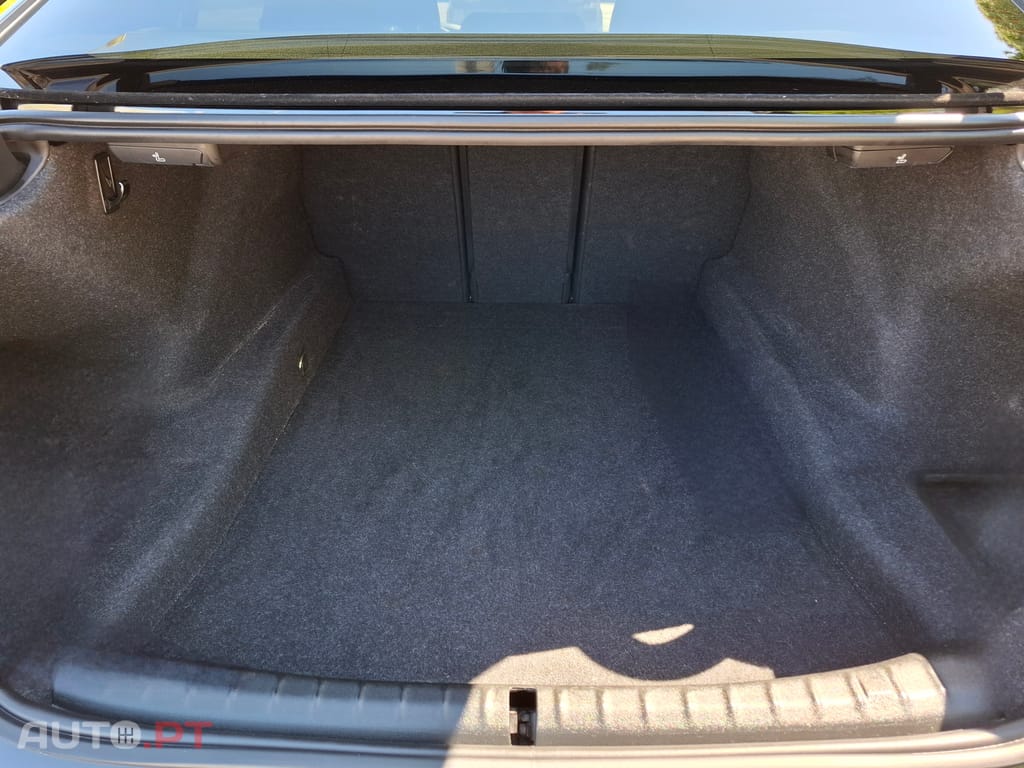 BMW 520 Luxury Line Auto