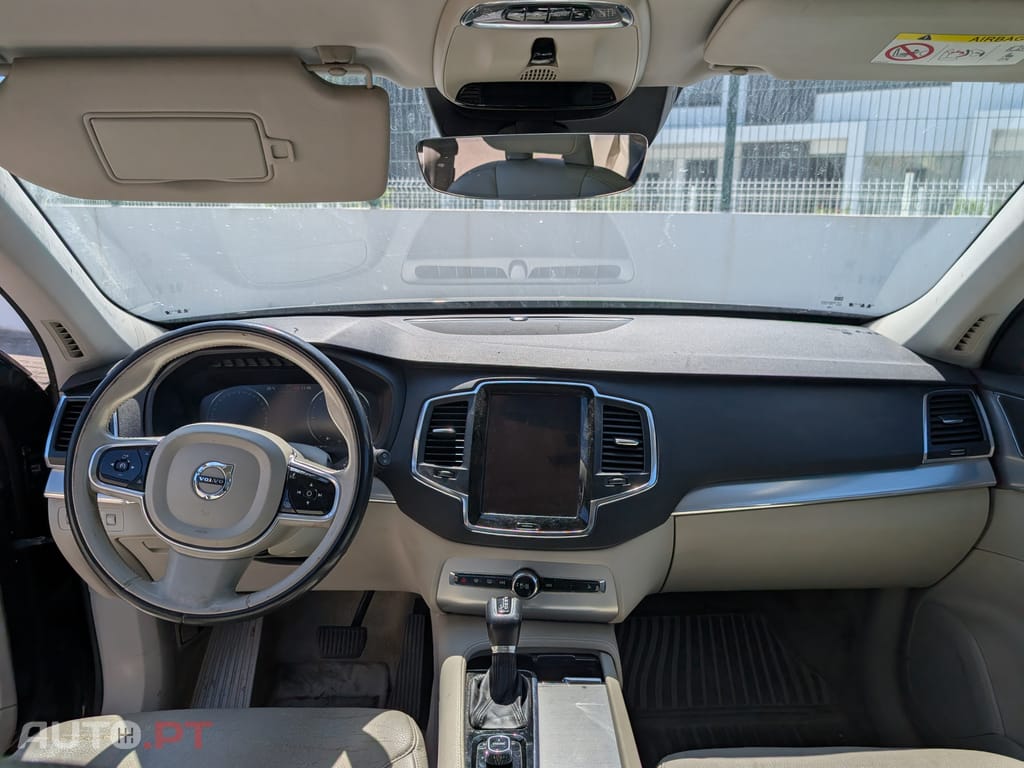 Volvo XC90 D4 Momentum