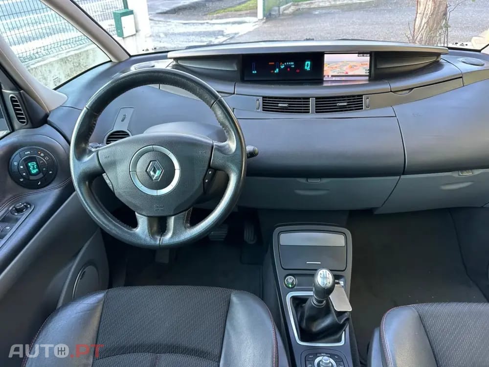 Renault Espace 2.0 dCi Initiale 7L