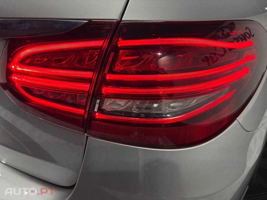 Mercedes-Benz C 180 d Station 9G-TRONIC AMG Line