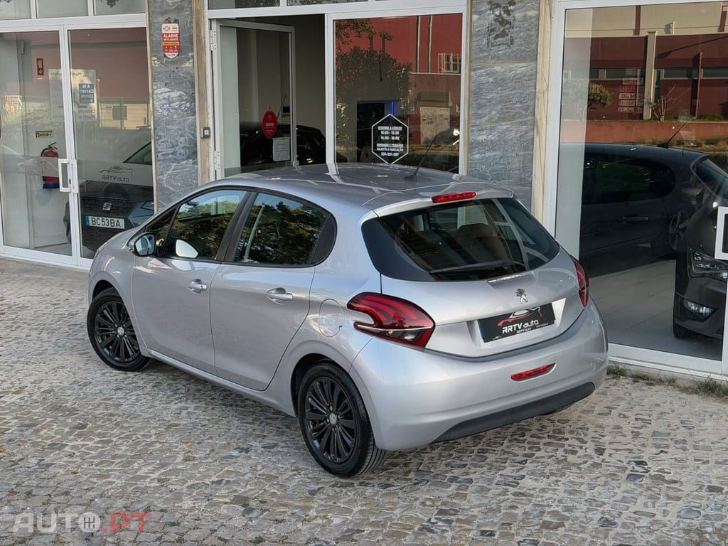 Peugeot 208 1.2 PureTech Style