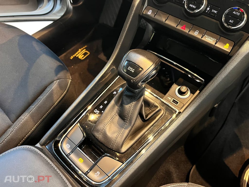 Skoda Karoq 1.0 TSI Ambition