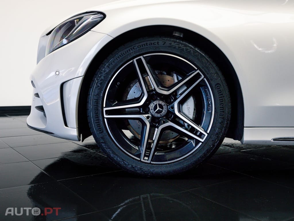 Mercedes-Benz C 220 d Station 9G-TRONIC AMG Line