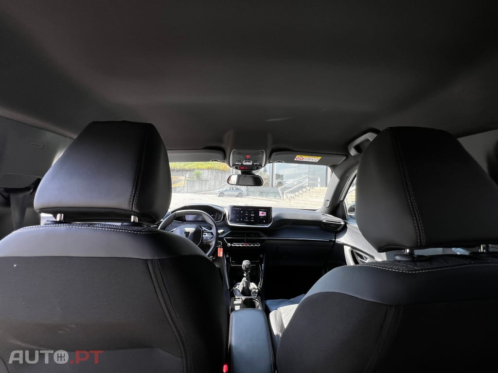 Peugeot 2008 1.2 PureTech Allure
