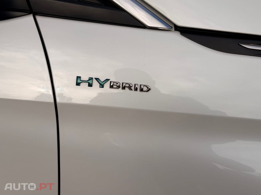 Peugeot 3008 1.6 Hybrid Allure Pack e-EAT8