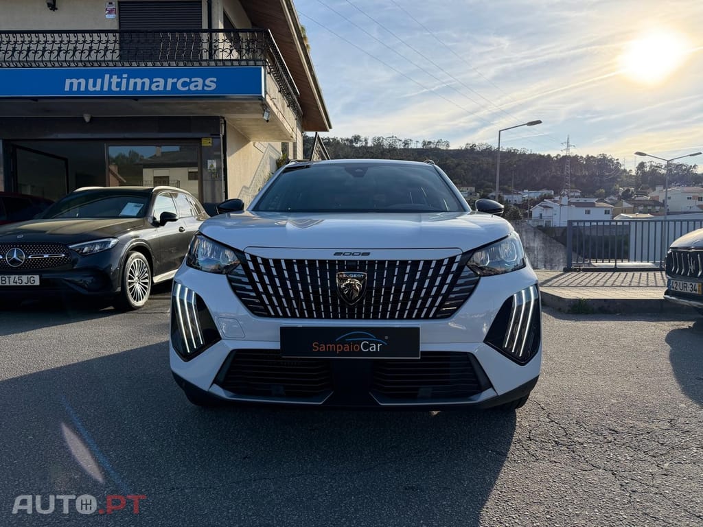 Peugeot 2008 1.2 Hybrid Allure e-DCS6