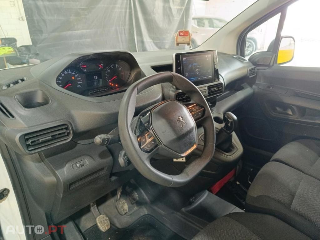 Peugeot Partner 1.5 BlueHDi Premium Standard 3 Lug.  -  IVA Dedutível
