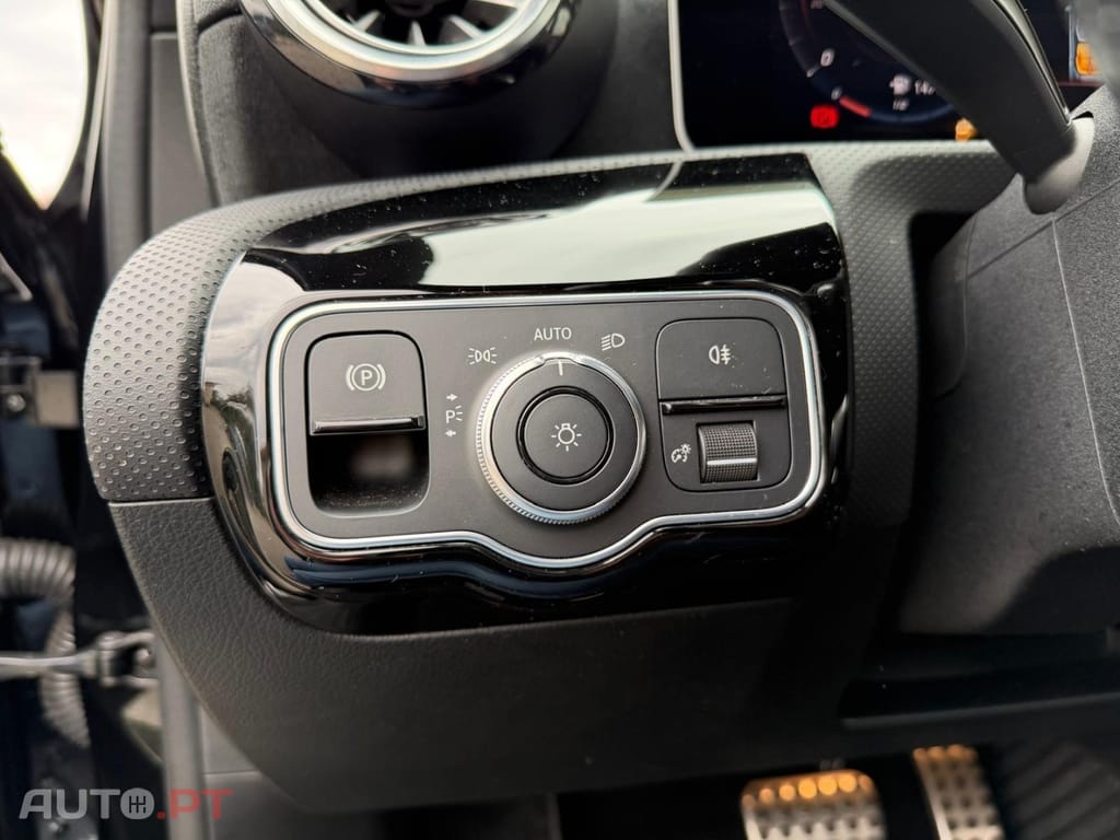 Mercedes-Benz A 180 CDI 7G-DCT AMG Line