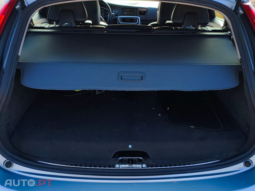 Volvo V60 D6 Plug-in Hybrid