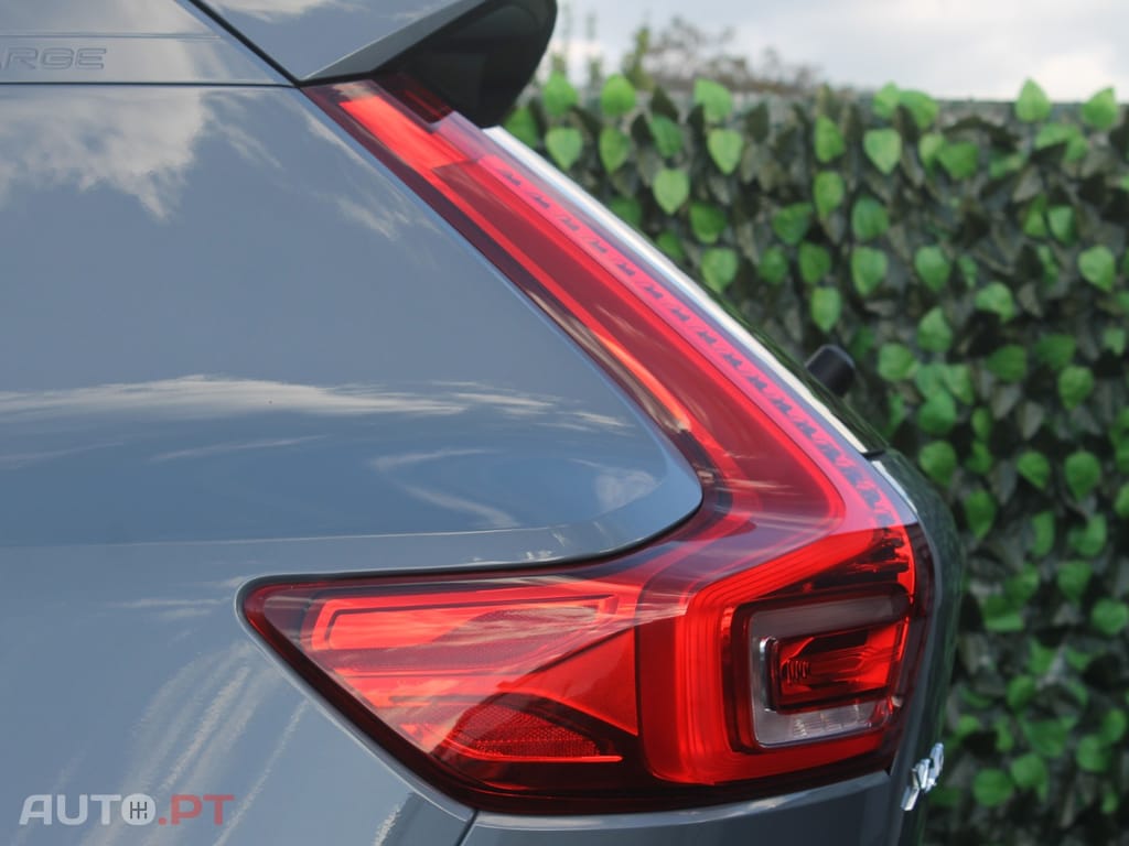 Volvo XC40 1.5 T4 PHEV Core