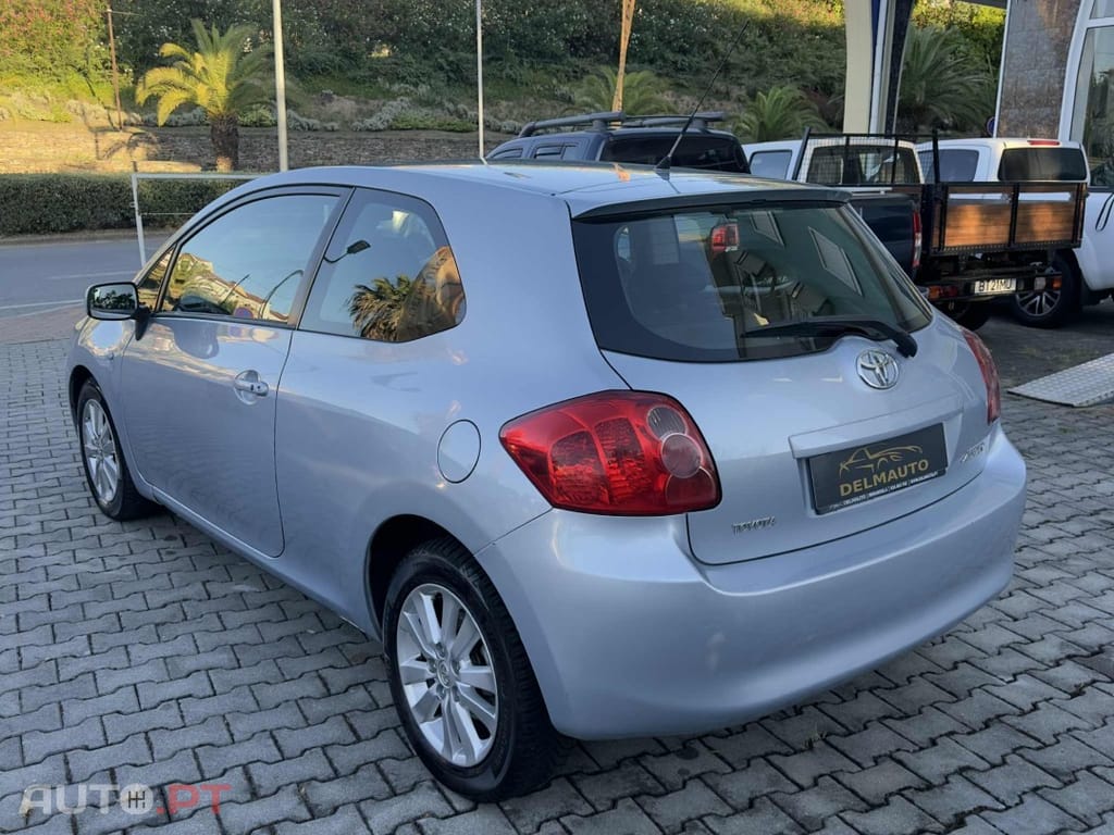 Toyota Auris 2.0 D-4D Exclusive