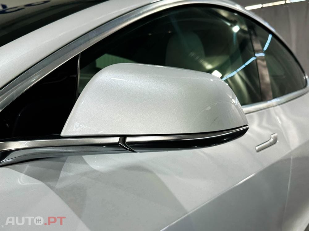 Tesla Model 3 Long-Range Dual Motor AWD