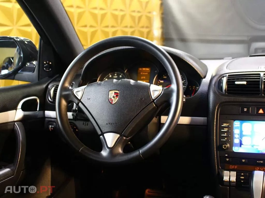 Porsche Cayenne Tiptronic