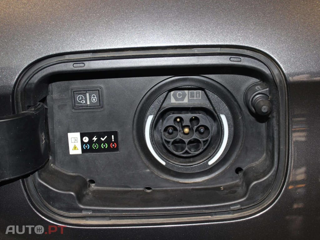 DS DS7 E-Tense 4x4 Performance Line +