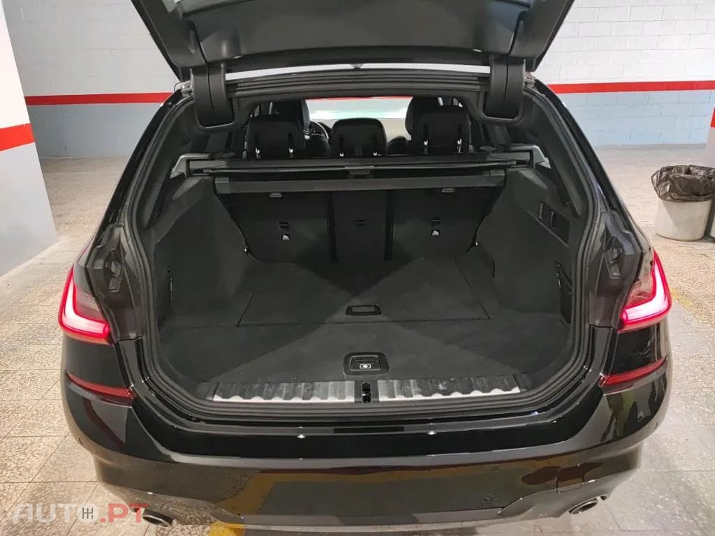 BMW 318 d Touring Pack M Auto