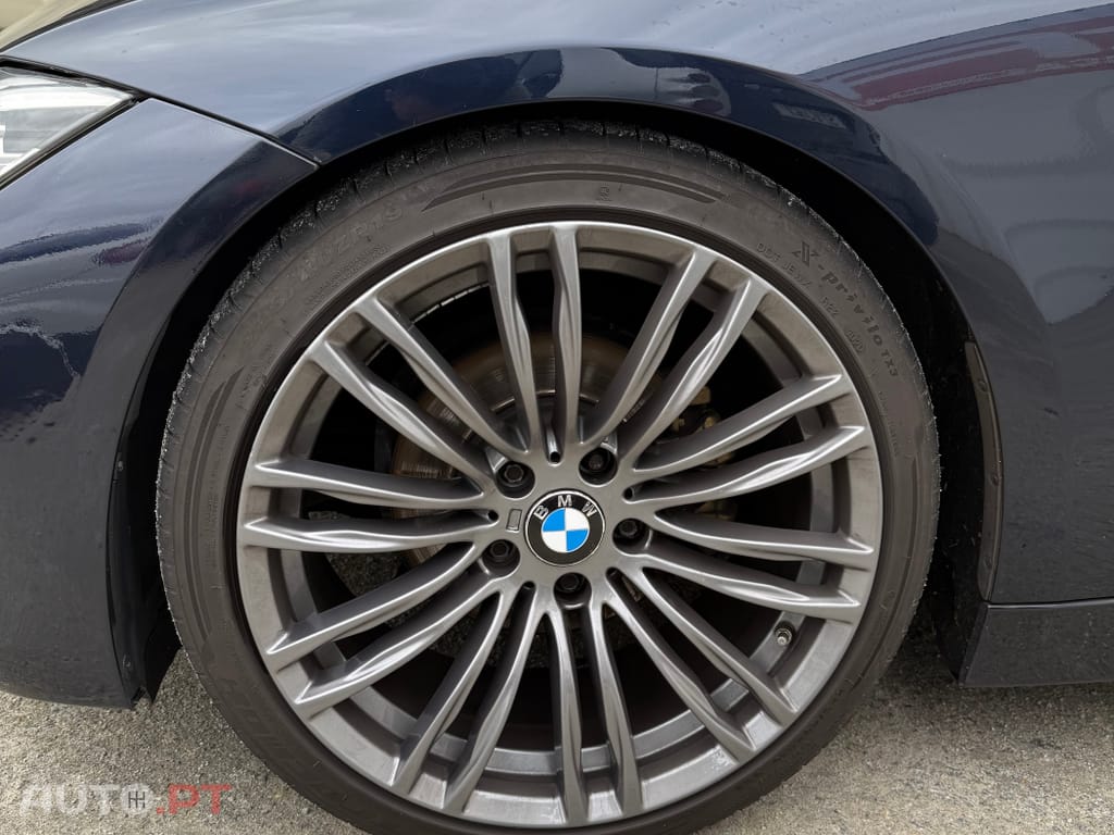 BMW 318 d Touring Line Sport