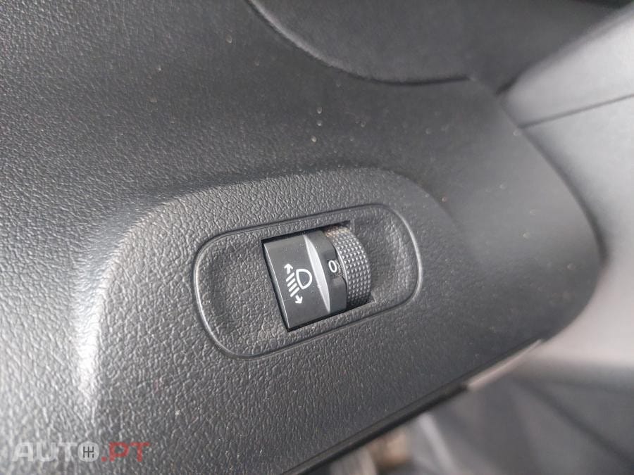 Peugeot Partner 1.5 Bluehdi Pro Standard - IVA Dedutível