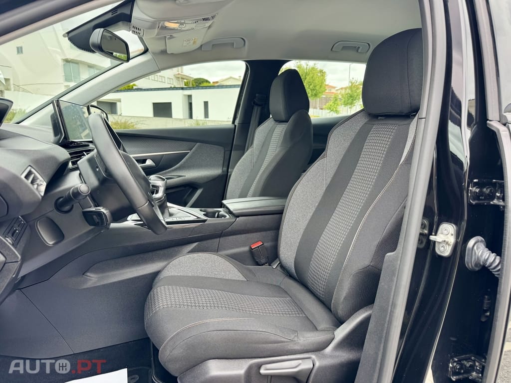 Peugeot 3008 1.5 BlueHDi Active Pack