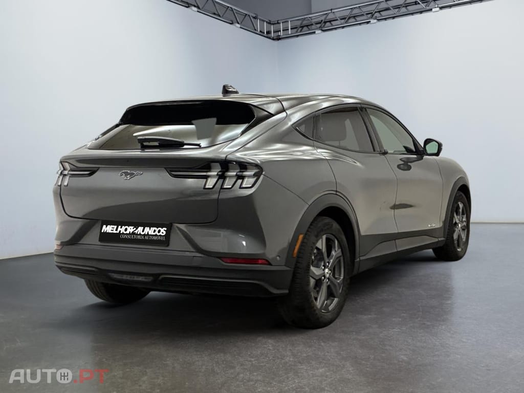 Ford Mustang Mach-E Standard Range