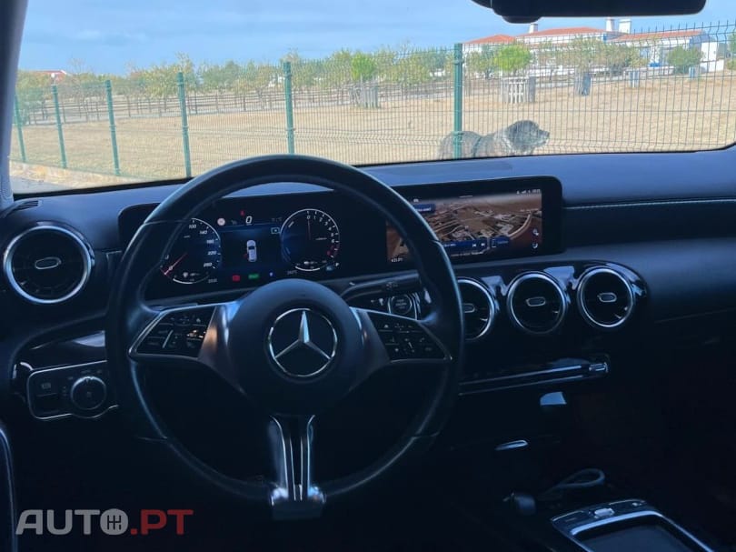Mercedes-Benz A 250 e