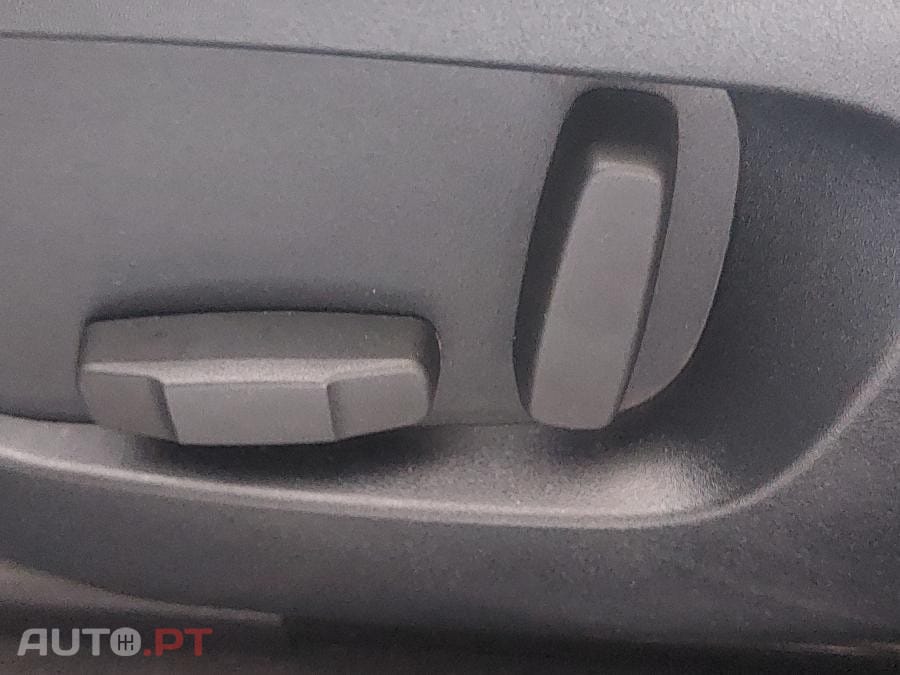 Land Rover Velar 2.0 D R-Dynamic S