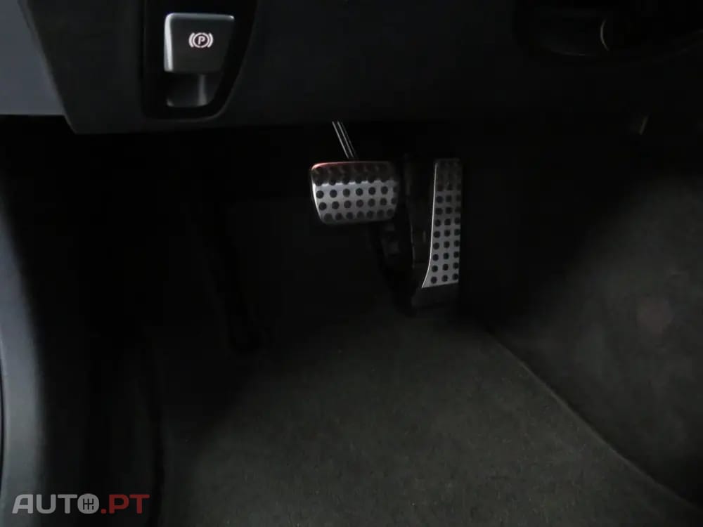 Mercedes-Benz E 300 de AMG Line