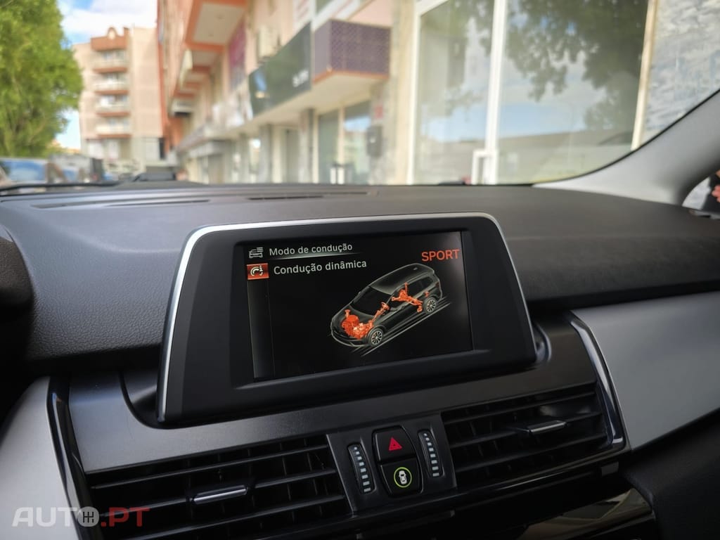 BMW 216 d 7L Advantage