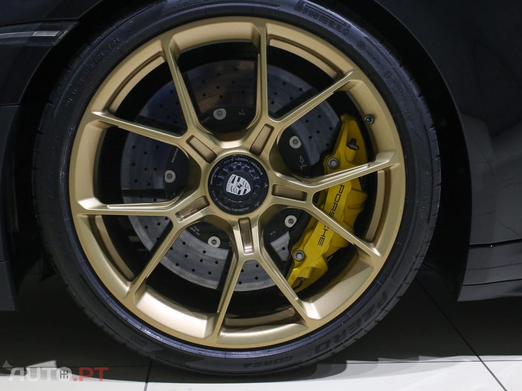 Porsche 992 GT3 Touring Package