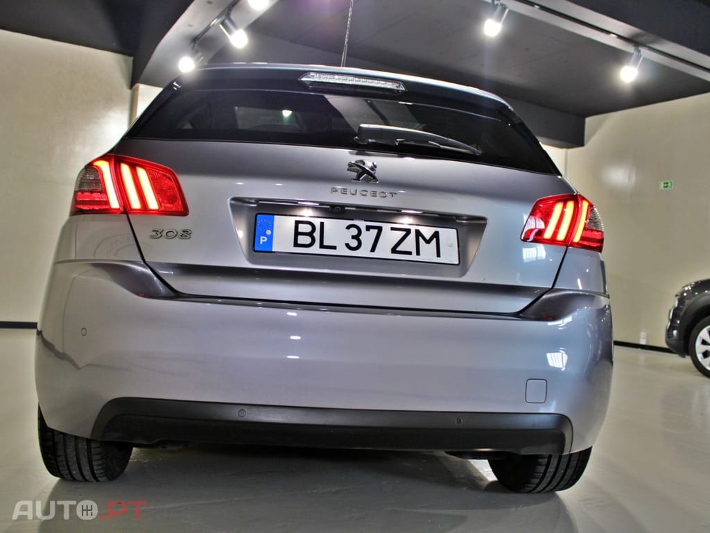 Peugeot 308 BlueHDi 130 Allure Pack