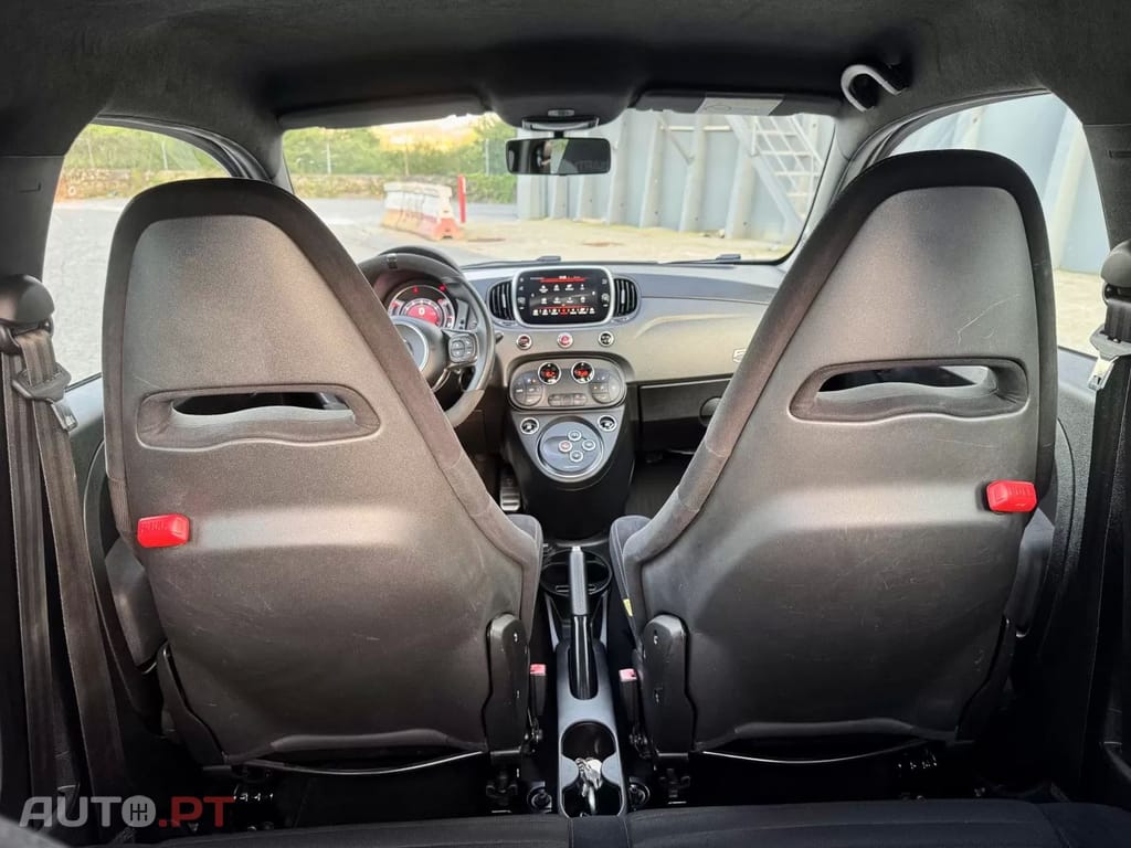 Abarth 595 1.4 T-Jet Competizione MTA