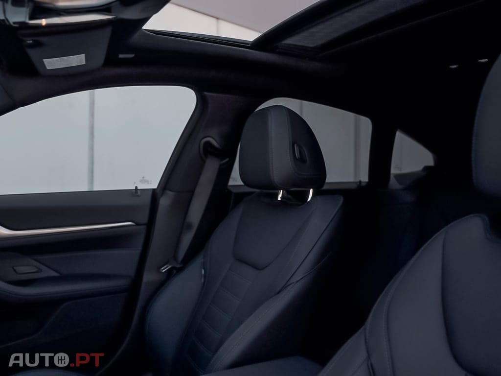BMW i4 eDrive40 Desportiva M