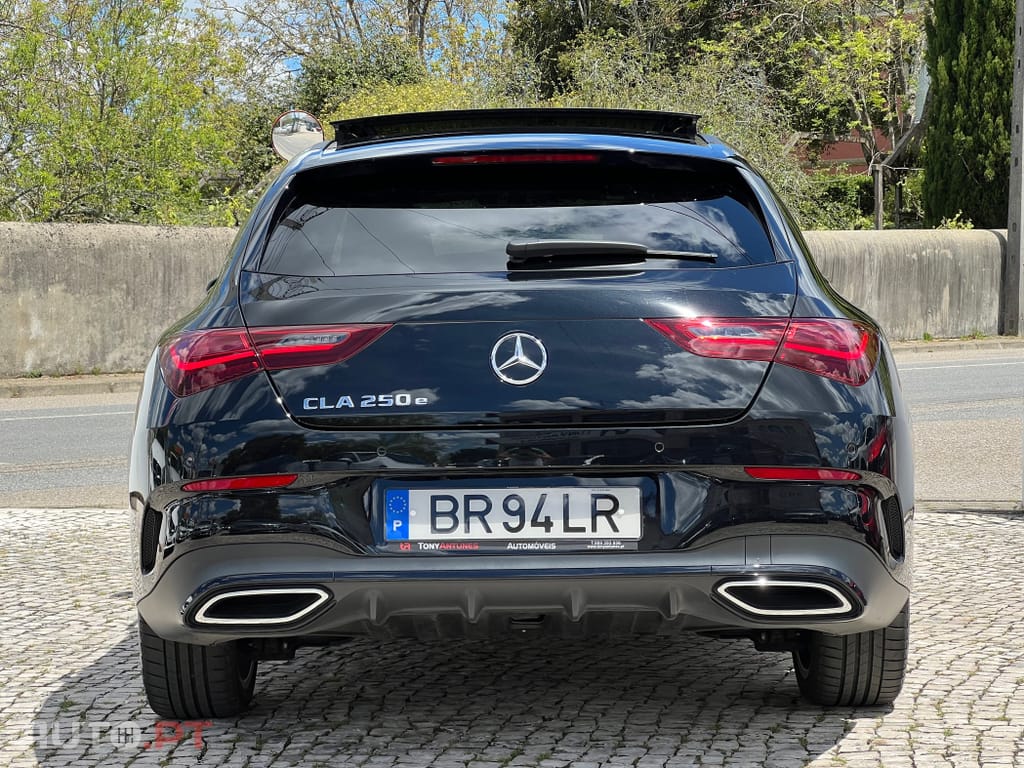 Mercedes-Benz CLA 250 e Shooting Brake AMG Line