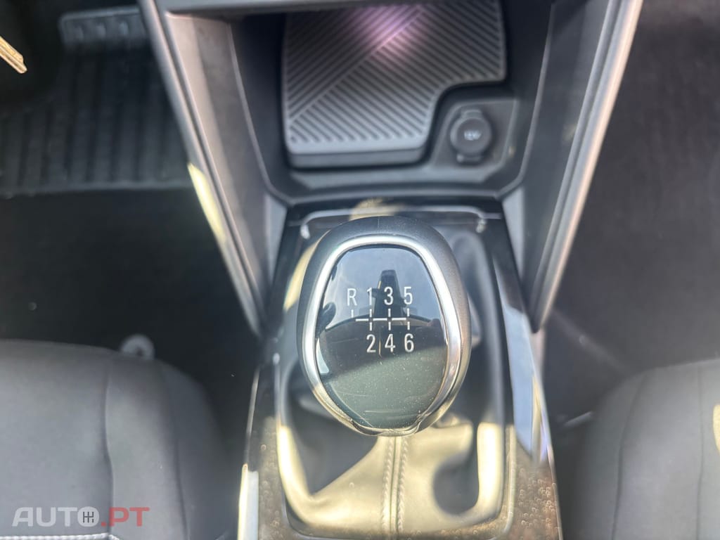 Citroen C4 PureTech 130 Stop&Start SHINE