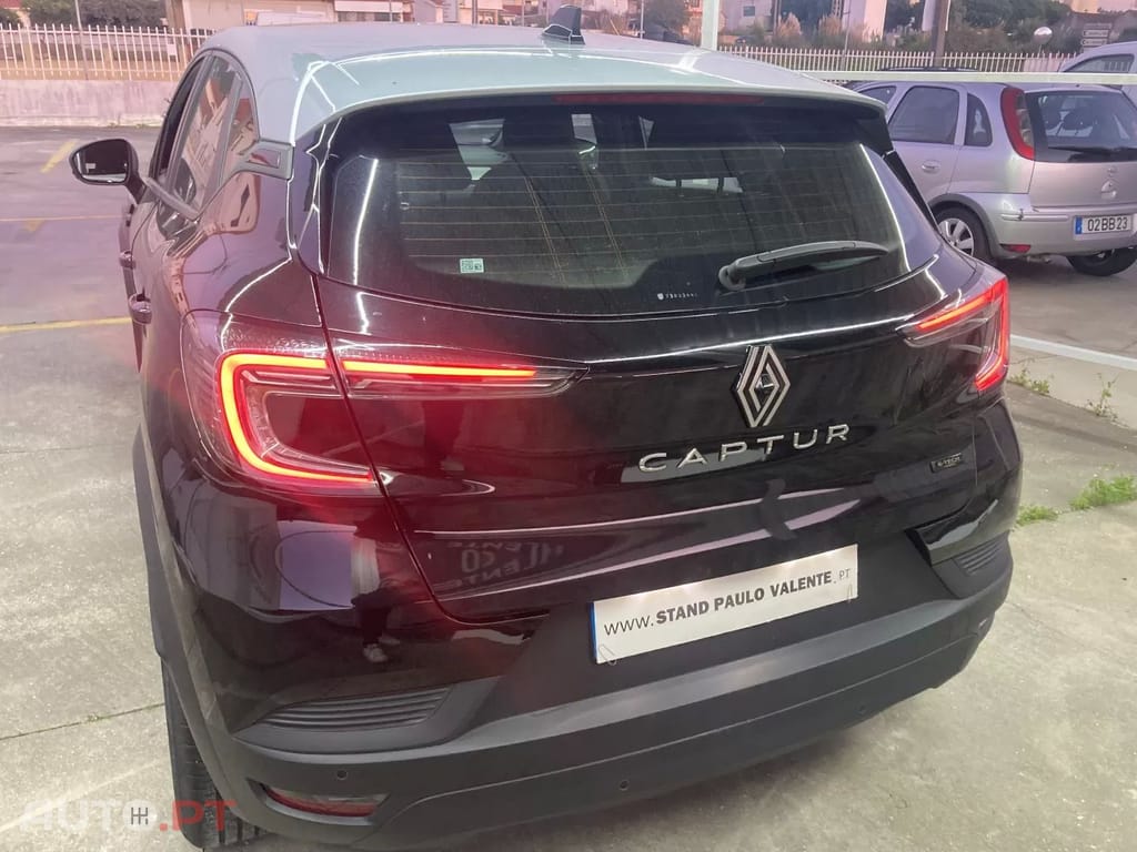 Renault Captur 1.6 E-Tech Full Hybrid Engineered