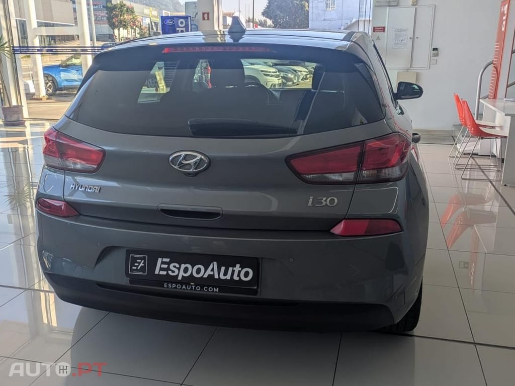 Hyundai i30 1.6 CRDi Style+Navi