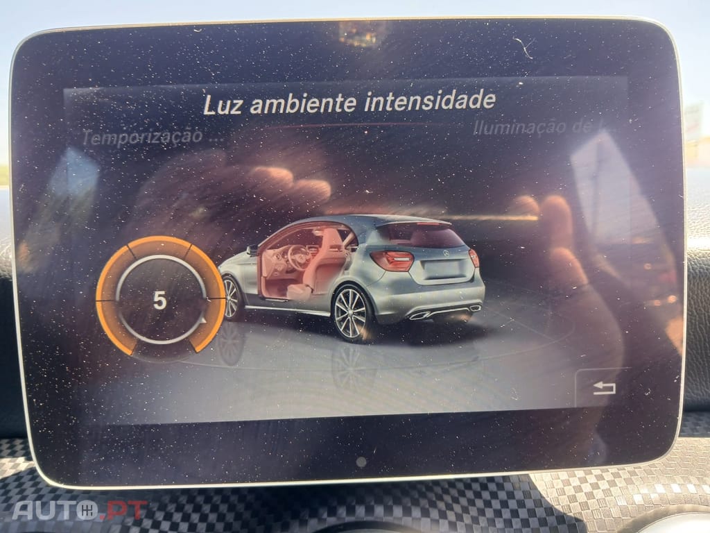 Mercedes-Benz A 180 d